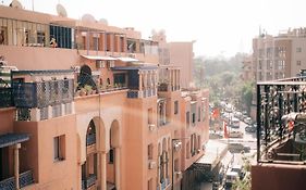 Apart Hotel Larbi